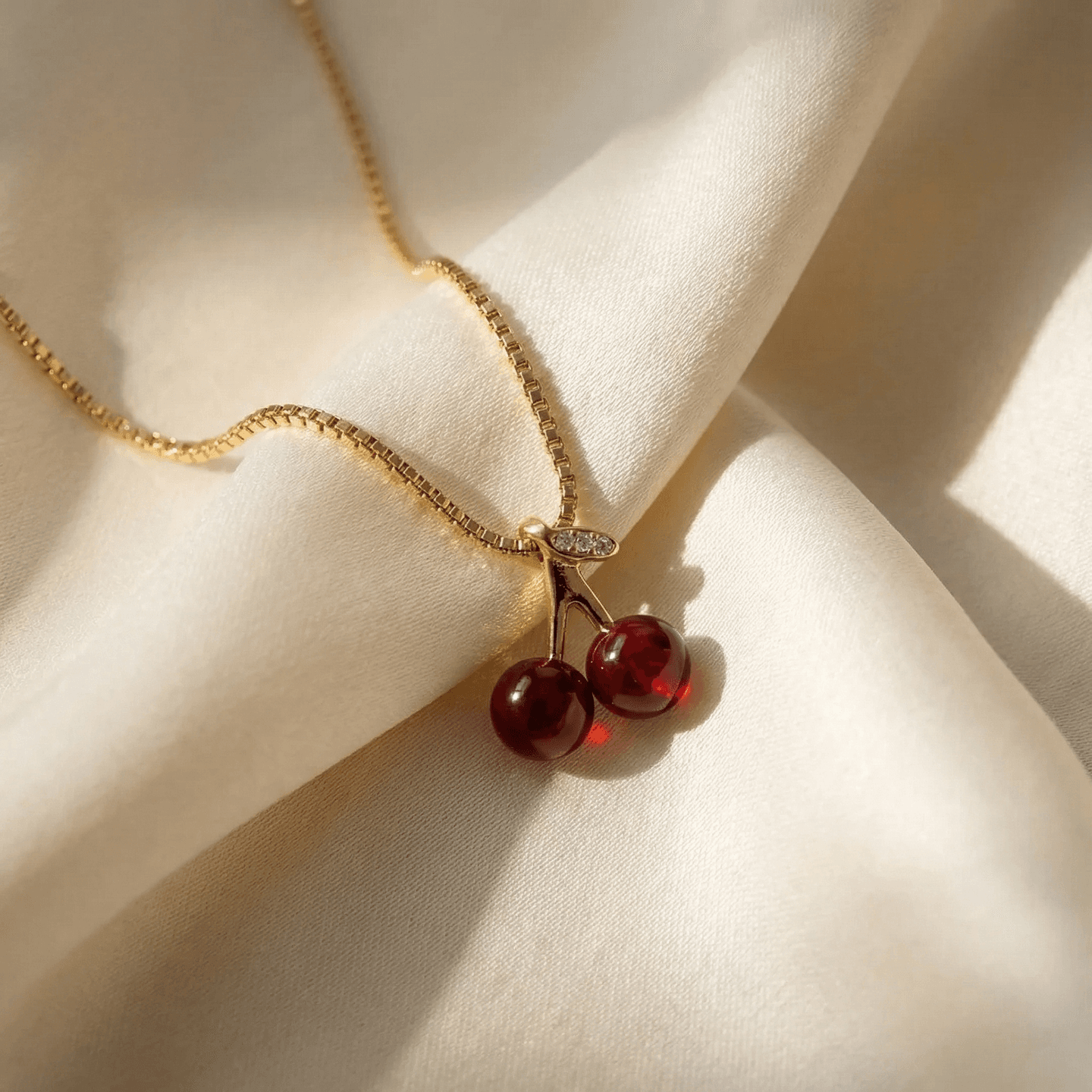 Cadena Cherry Roja Mujer